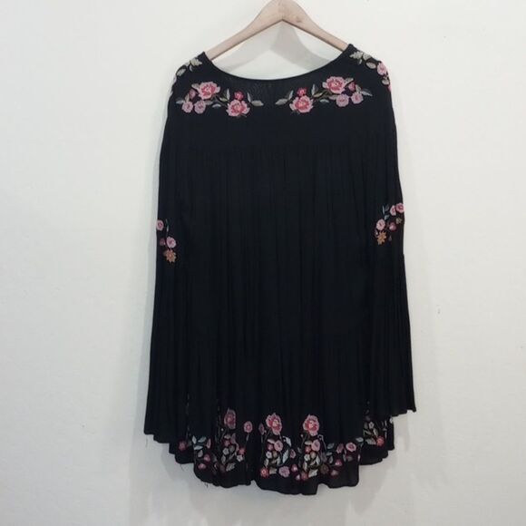 Free People Te Amo Black Embroidered Floral Boho Mini  Dress, Size M - Picture 10 of 16